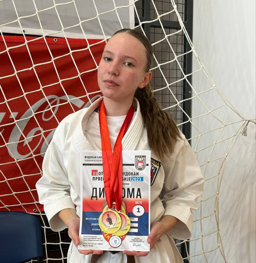 Naša Lena Zlatanović, državna prvakinja u Fudokan karateu